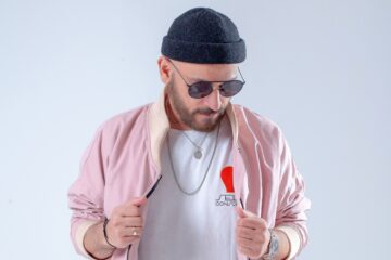 Sharam Jey moderniza um dos maiores clássicos de sua discografia