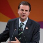 Pressão surte efeito e prefeito do Rio de Janeiro recua em decreto que proibia música na orla da cidade