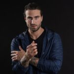 Com suporte de Vintage, Adriatique, Joris Voorn e Armin, Greggio estreia na ERRORR e amplia projeção na música eletrônica global
