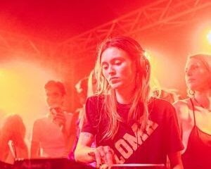 Paloma estreia no Brasil como DJ na Posh Interlagos GP Official Party