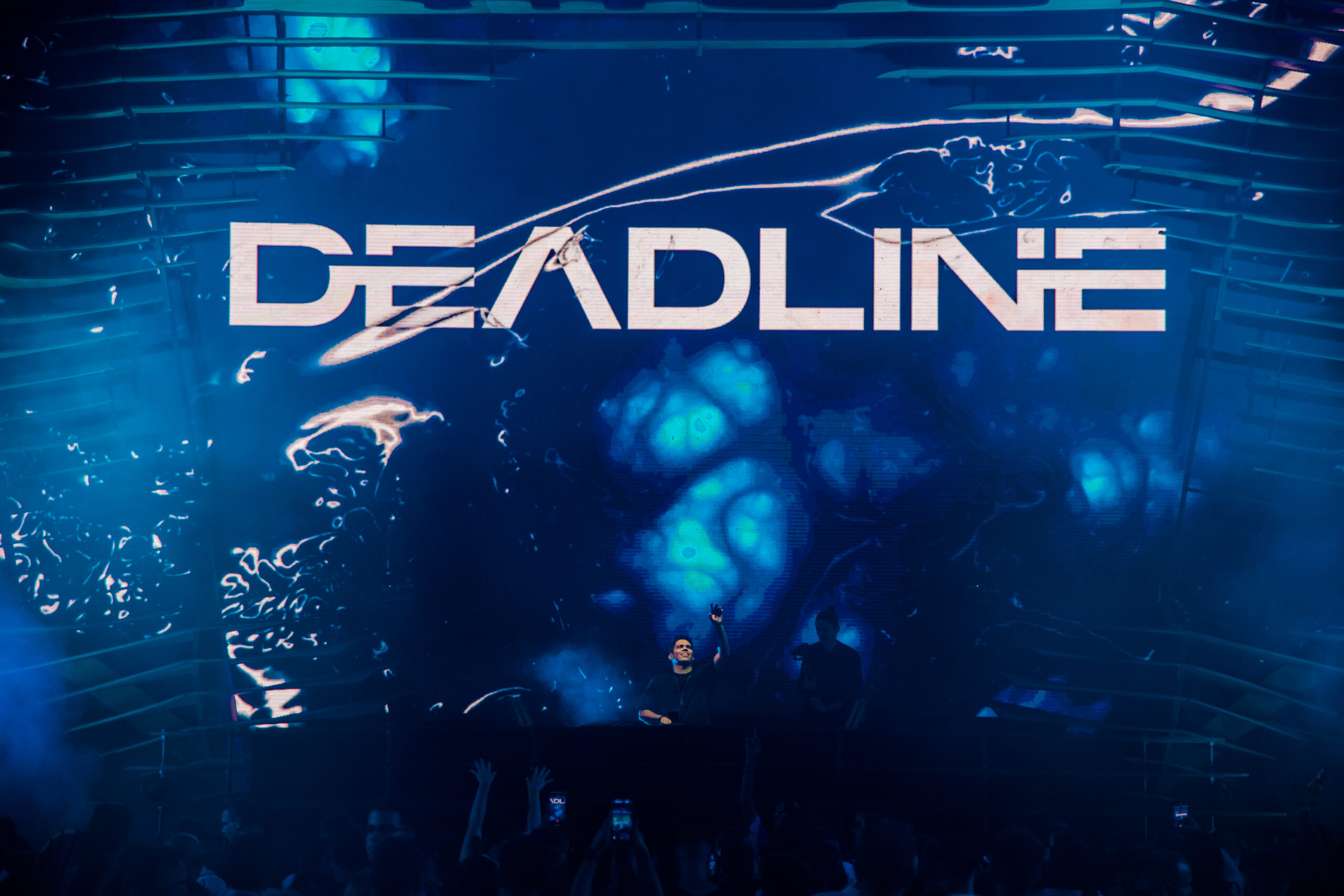 Com suportes de David Guetta e MORTEN, DEADLINE conta como é ser o representante brasileiro do future rave