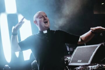 <strong>Histórico: Padre Guilherme libera set completo gravado no Cristo Redentor, no Rio de Janeiro com músicas inéditas</strong>