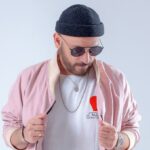 Sharam Jey volta a colaborar com talento mexicano em nova pedrada retrofuturista