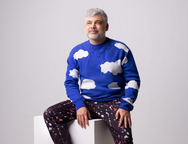 Leo Janeiro abre os caminhos para seu primeiro álbum de estúdio com EP que une a brisa carioca, jazz, disco e house