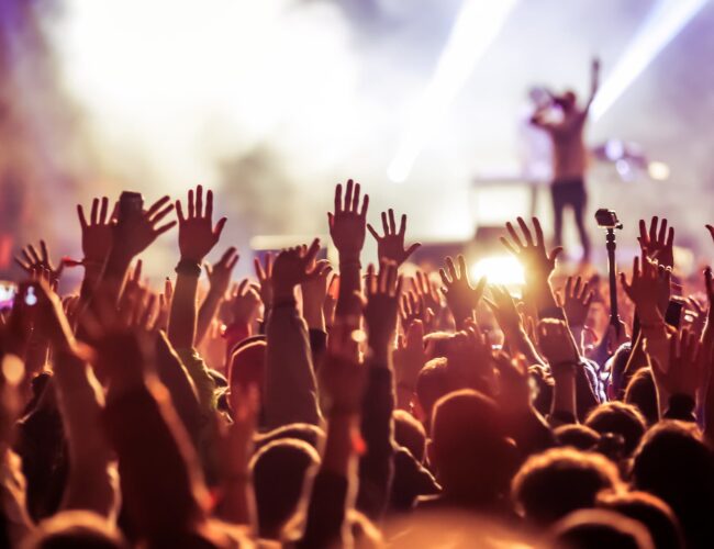 Fim da lei que zerava impostos e nova Reforma Tributária: o impacto no setor de eventos brasileiro