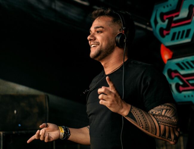 Grande revelação do psytrance, Becker assume a Moving do D-EDGE SP com long set especial nesta quinta (26)