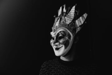Como Boris Brejcha transformou o high-tech minimal em um fenômeno global da música eletrônica