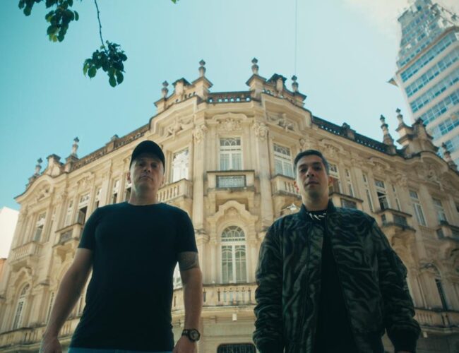 Inclusão no front: Jhonatan Ospina e DJ surdo Aloss lançam clipe de “You” em projeto inédito que permite sentir o techno sem precisar ouvir